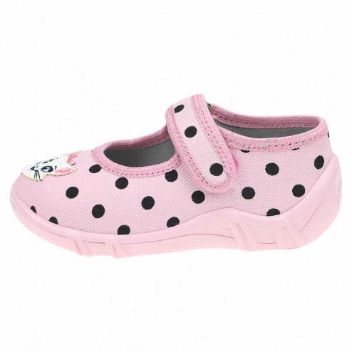 kapcie-buty-pantofle-ciapy-dla-dziewczynki-do-zlobka-do-przedszkola-rozowe-w-groszki-z-kotkiem-raweks-majaM09