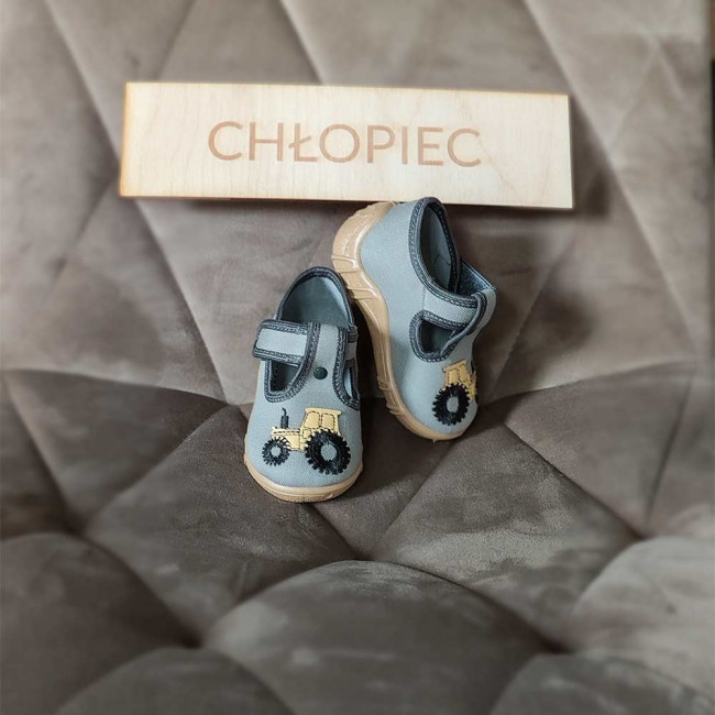 kapie-buty-trampki-dziecięce-do-wózka-do-nauki-chodzenia-szare-z-traktorem-raweks-Leon-L63