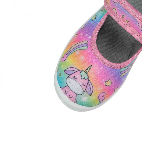 teczowe-kapcie-dla-dziecka-do-przedszkola-rainbow